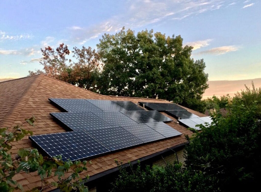 Aufdach Solaranlage auf einem Schrägdach