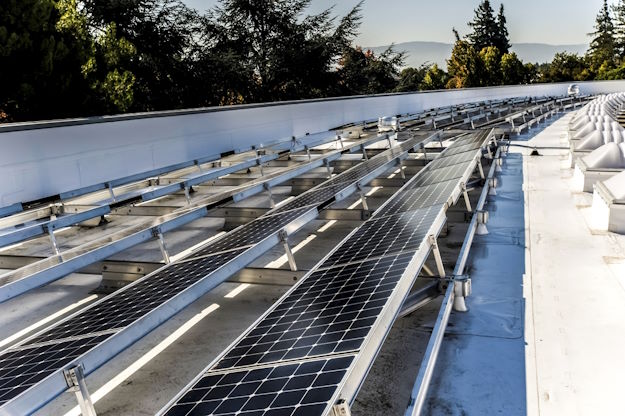 Aufständerung Solarmodule auf einem Flachdach