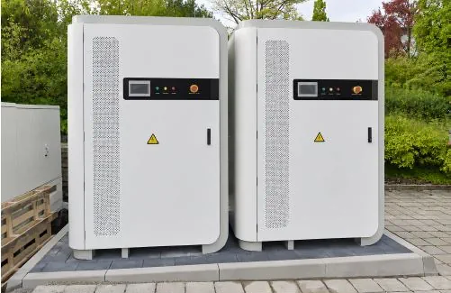 Pachtfläche für Batteriespeicher: zwei Speichereinheiten in Schrankbauweise auf ca. zwei Pkw-Stellplätzen an einem Gewerbestandort